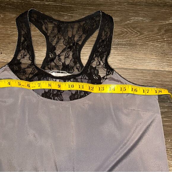 Solemio Gray cami with black lace trim, women’s size medium, - Picture 4 of 8